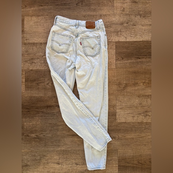 Levi’s 80s Mom Jean - Picture 5 of 6